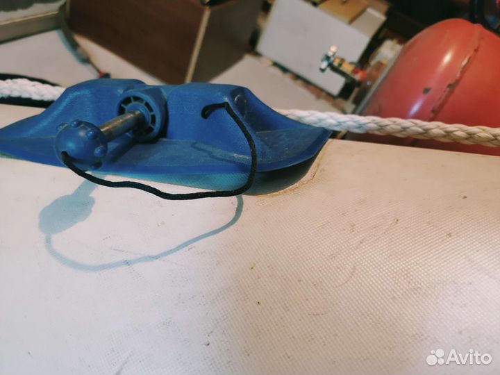 Лодка с мотором