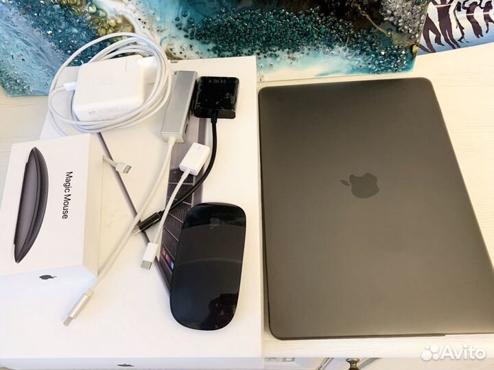 Apple MacBook Pro 13 Touch Bar 512 gb