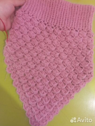 Снуд уголок из пуха норки узор 3 д связан крючком