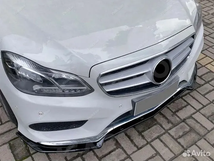 Губа передняя Mercedes W212 черная