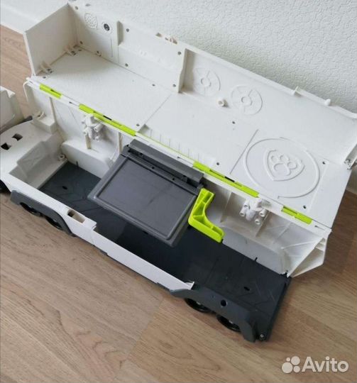 Патрулевоз Щенячий патруль и Смурфики Зайчик