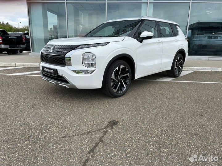 Mitsubishi Outlander 2.5 CVT, 2023