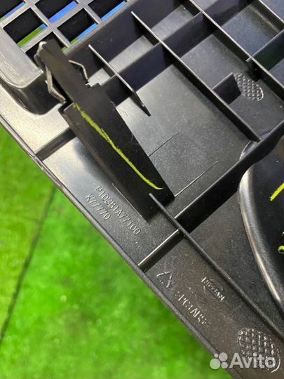 Консоль центральная Nissan Qashqai J10 hr16de 2008