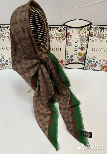 Платок шаль Gucci 130/130 тонкая шерсть