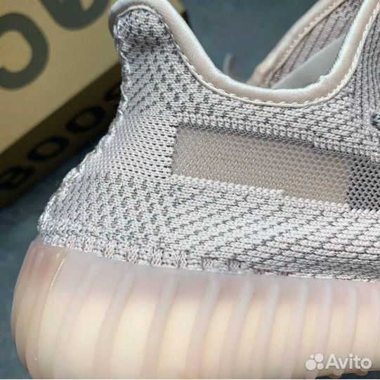 Кроссовки Adidas Yeezy Boost 350 v2 Synth (36-40)