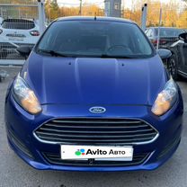 Ford Fiesta 1.6 MT, 2015, 178 333 км, с пробегом, цена 798 000 руб.