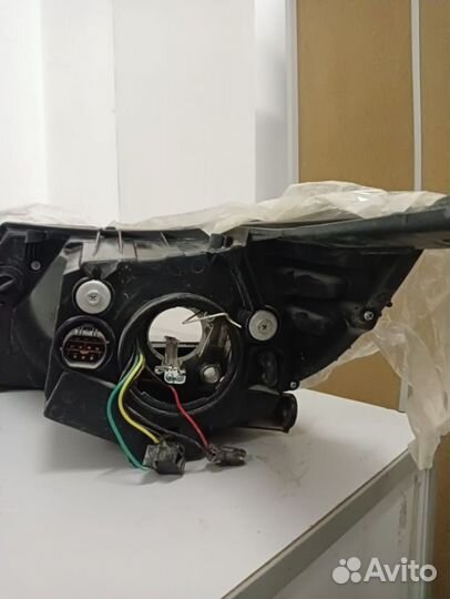 Фара правая KIA RIO (2011) 1231103rmldem