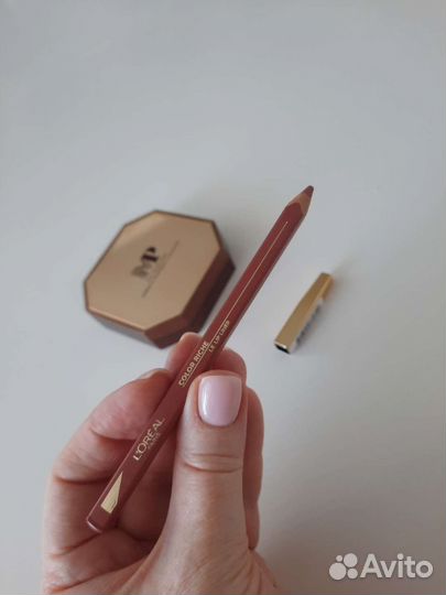 Бронзер Тени для век и карандаш для губ