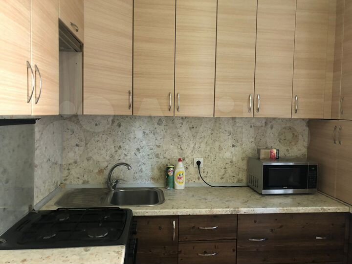 2-к. квартира, 50 м², 4/17 эт.