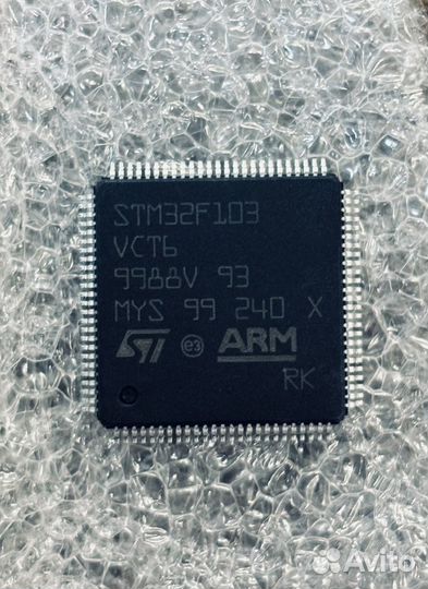 Микроконтроллер STM32F103VCT6