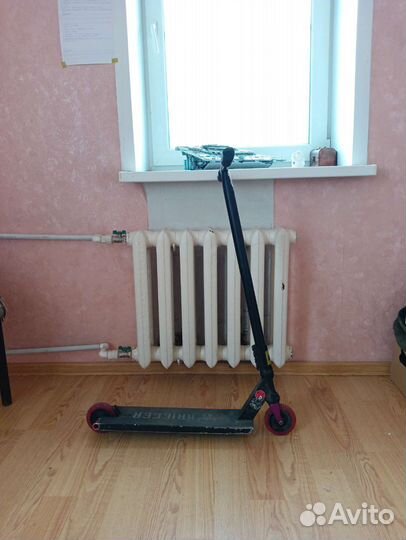 Трюковой самокат