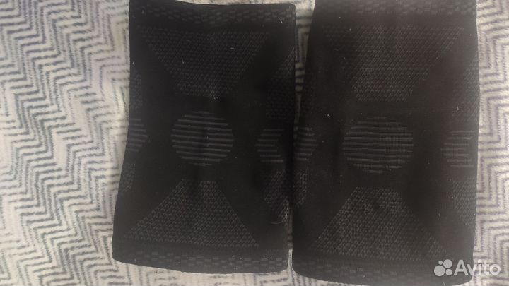 Наколенники