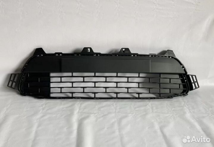 Решетка бампера Kia Rio 4 2017-2020