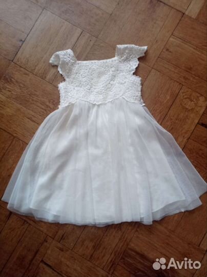 Праздничное платье для девочки размер 12-18 мес