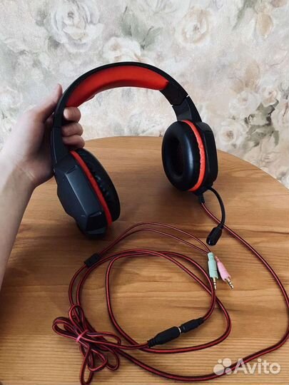 Игровые наушники