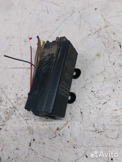 Блок предохранителей Mercuri Sable 2 Ford Taurus 2