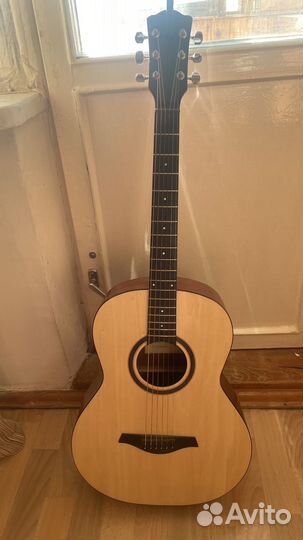 Акустическая гитара