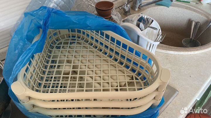 Полка в ванную комнату