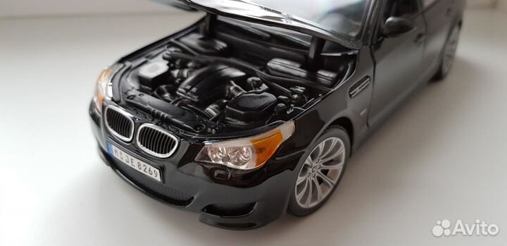 BMW M5 e60 1:18