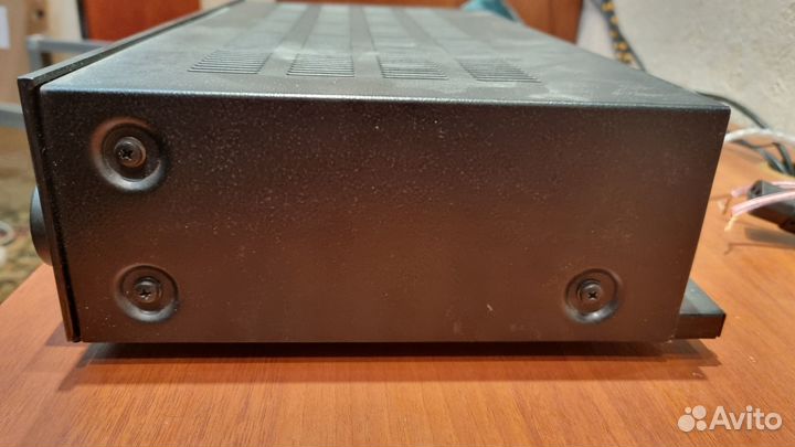 Усилитель звука NAD 3020