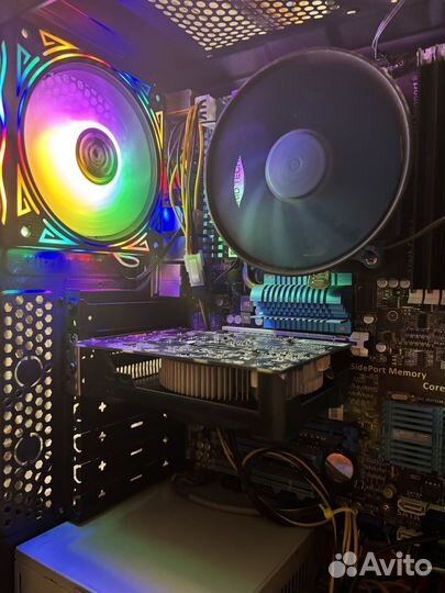 Компьютер 4 ядра 8GB RX 550 SSD 250GB