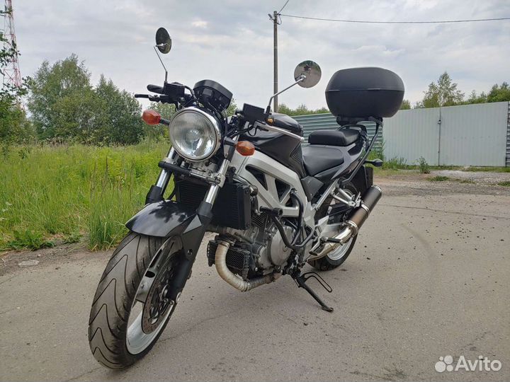 Мотоцикл Suzuki SV1000