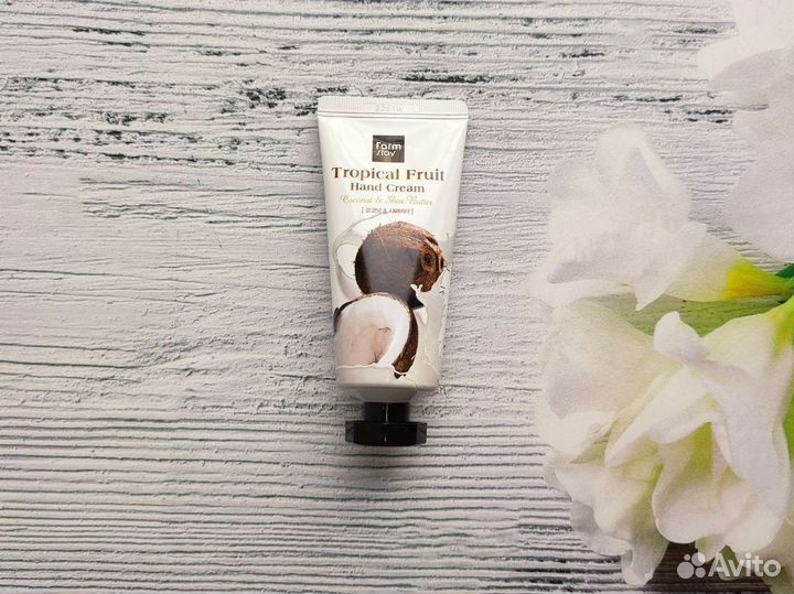 Крем для рук с маслом ши и кокосом FarmStay