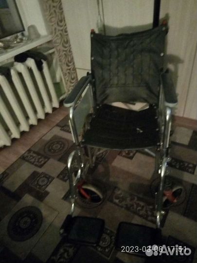 Инвалидная коляска складная бу