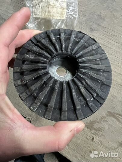 Опора амортизатора General Motors