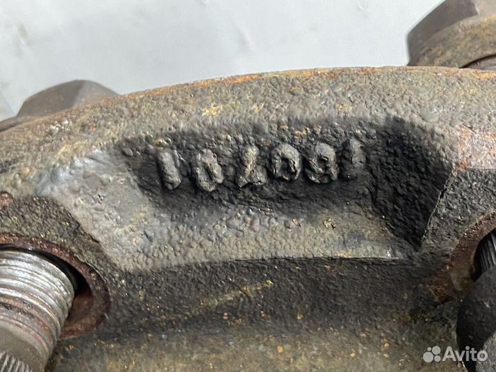 1724406 Ступица передняя