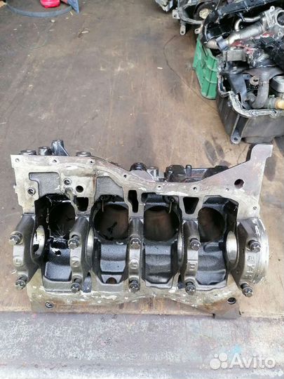 Блок цилиндров K9k732 Renault