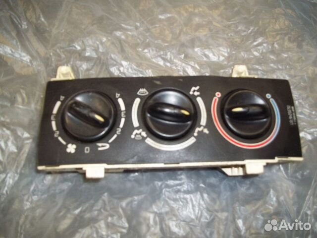 Блок управления отопителем Рено Меган 1