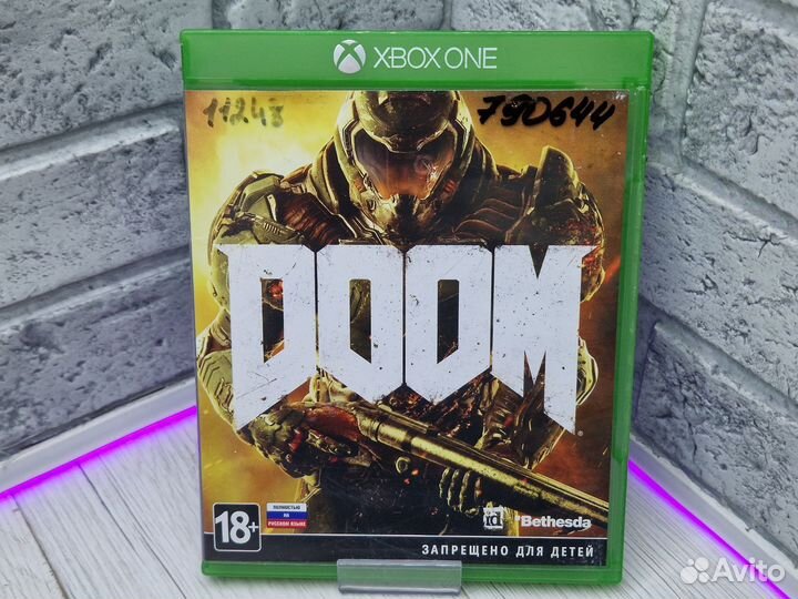 К. Диск Xbox One Doom