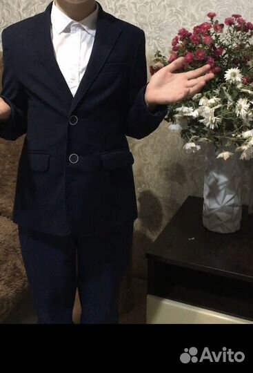 Школьный костюм