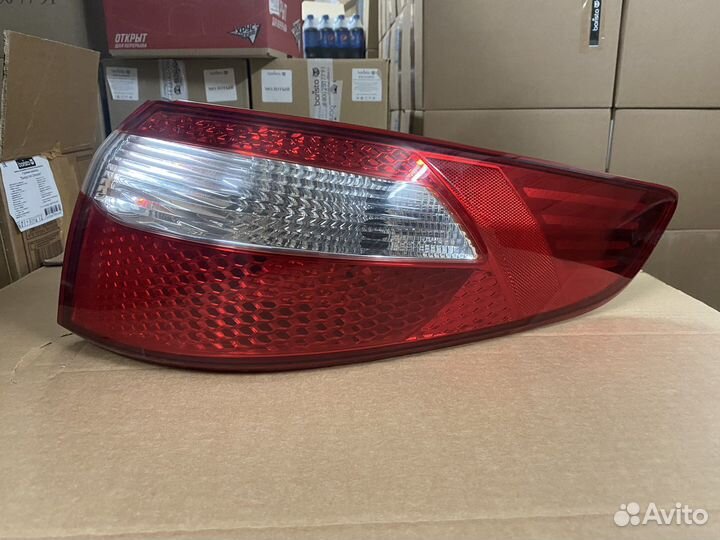 Фонарь задний внешний kia rio 3 оригинал
