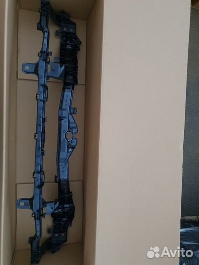 Панель передняя(телевизор) Ford Focus 2 1675180