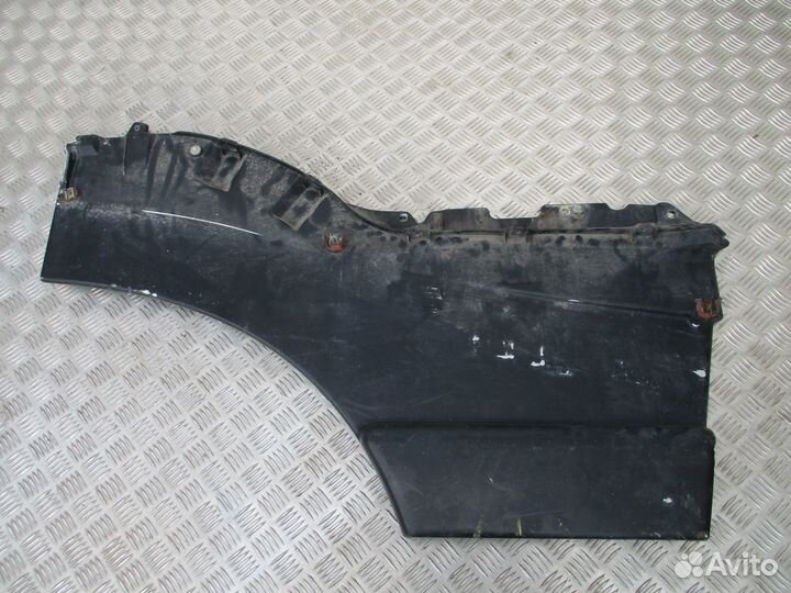 Продолжение двери правое Iveco 500370052