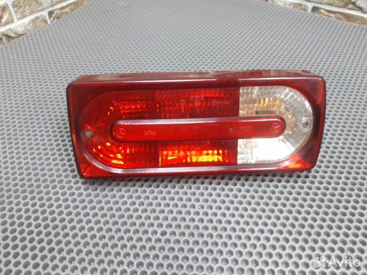 Фонарь задний Mercedes-Benz G-Class