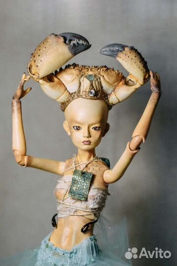 Шарнирная кукла из коллекции 