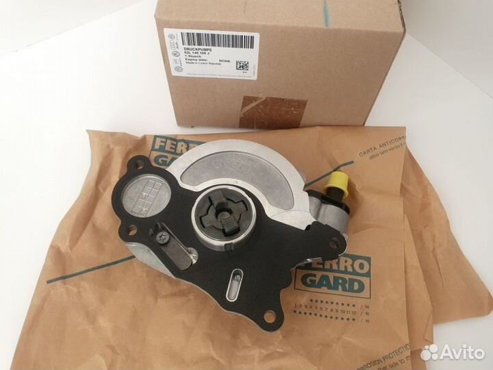 Насос вакуумный VAG 03L145100J