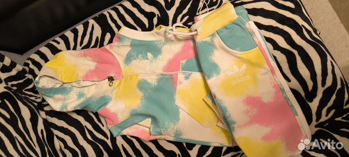 Спортивный костюм adidas 104