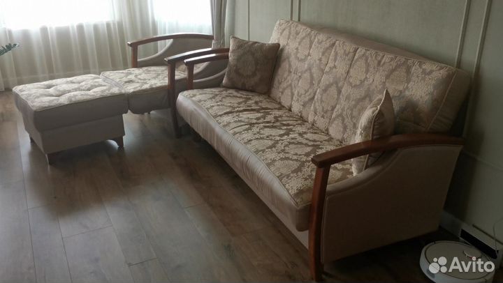 Комплект диван, кресло, пуф, 2 подушки