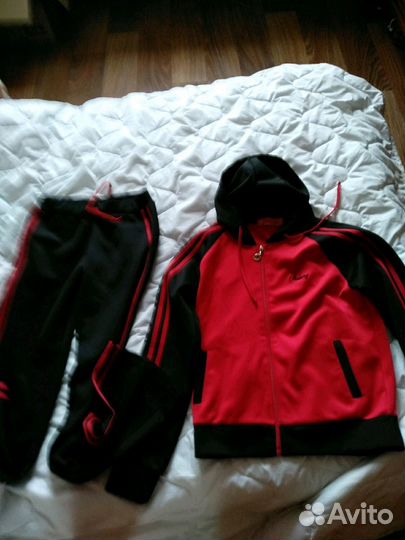 Спортивный костюм