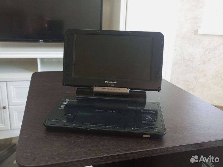 Портативный видеопроигрыватель