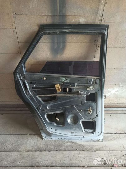 Дверь задняя, левая ваз 2110,2112