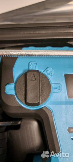 Перфоратор аккумуляторный toua dblh180 2акб