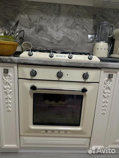 Газовая плита и духовка смег