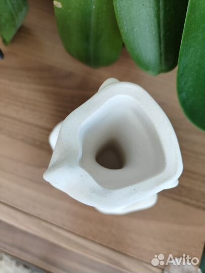 Для интерьера или подарка Ваза из гипса 'муза'