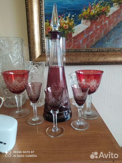 Антиквариат, импорт, графин марганцевый хрусталь