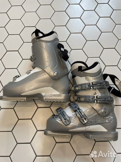 Горнолыжные ботинки Salomon Devine 24